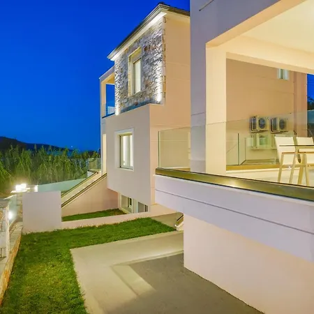 Villa Foti's